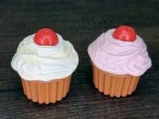 Vintage Fisher Price Fun With Food 2 Cupcakes Kitchen Pretend Play 1987
