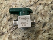New Swagelok SS-6P6T Stainless Steel Plug Valve Missing Nuts 