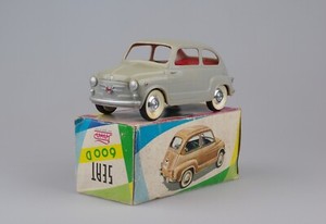Miniature Seat 600 Paya édition Spéciale, Rouge, échelle 1/20, Neuve En Boîte