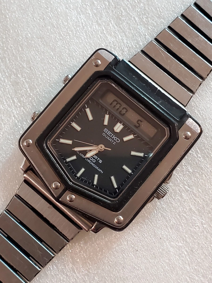 Seiko quartz sports 100 alarm best sale chronograph
