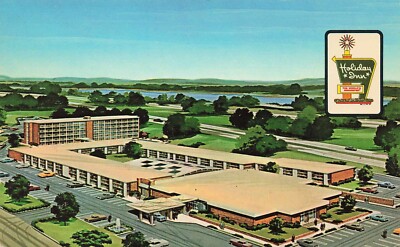 Chrome Postcard ~ East Springfield, Illinois, Holiday Inn, Artist Rendering