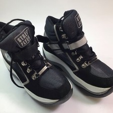 Pair of Street Flyers Size 8 Roller Skate Type Boots