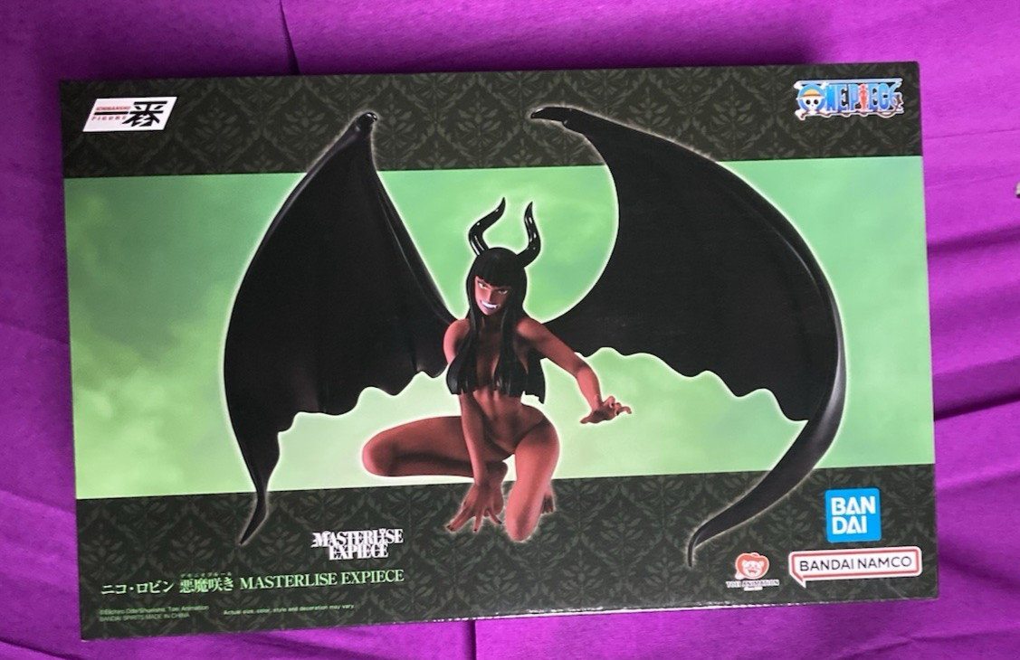Figura Estatua One Piece Nico Robin Memoria de Heroínas Noche del Diablo Demoniofleur