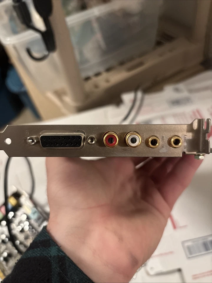 Vintage Creative Sound Blaster AWE64 Gold CT4540 ISA Audio Card UNTESTED - Image 3 of 3