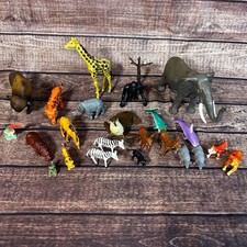 VTG Lot Plastic Animal Figurines Safari Zoo Wildlife Elephant Giraffe 20 pc