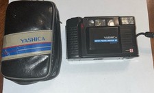 Yashica Auto Focus Motor II Quartz 35mm Film Camera w Case