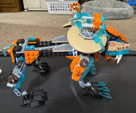 LEGO 70143  Chima Sir Fangar's Sabre-Tooth Walker 100% Complete w/Manuals & Figs