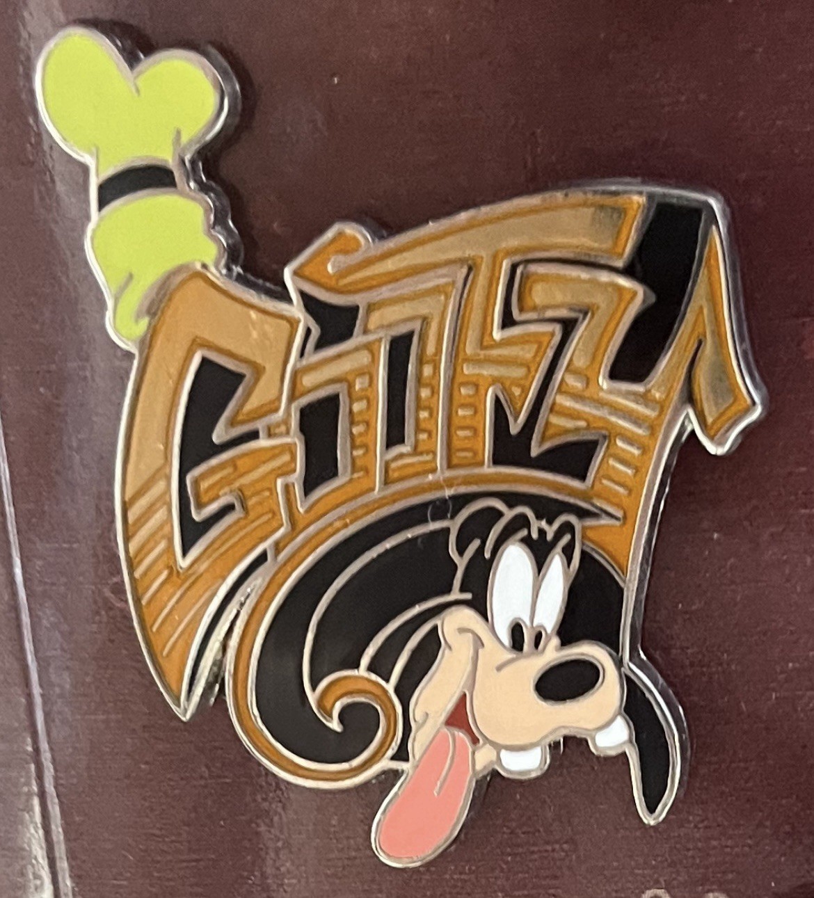 Graffiti Pin Set Goofy 2010 le 1000 Disneyland