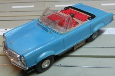 Faller AMS 4852 Mercedes 230 SL Convertible with Block Engine, 60s #EBS365