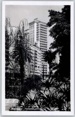 51382357 - Sao Paulo Praca da Republica
