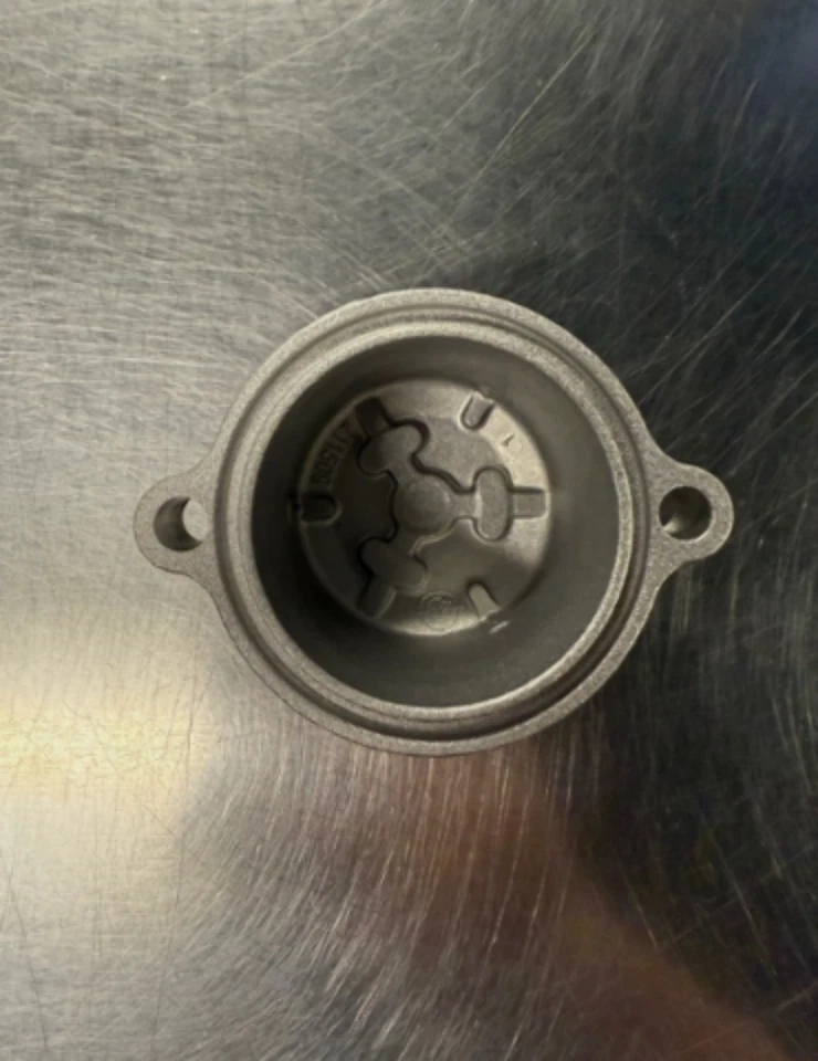 2013-2016 Can-Am Spyder RS ST RT OEM Hydraulic Shifter Filter Cover 420211504 - Image 2 of 4