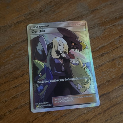 Pokemon Cynthia SV82/SV94 Hidden Fates Full Art Trainer NM