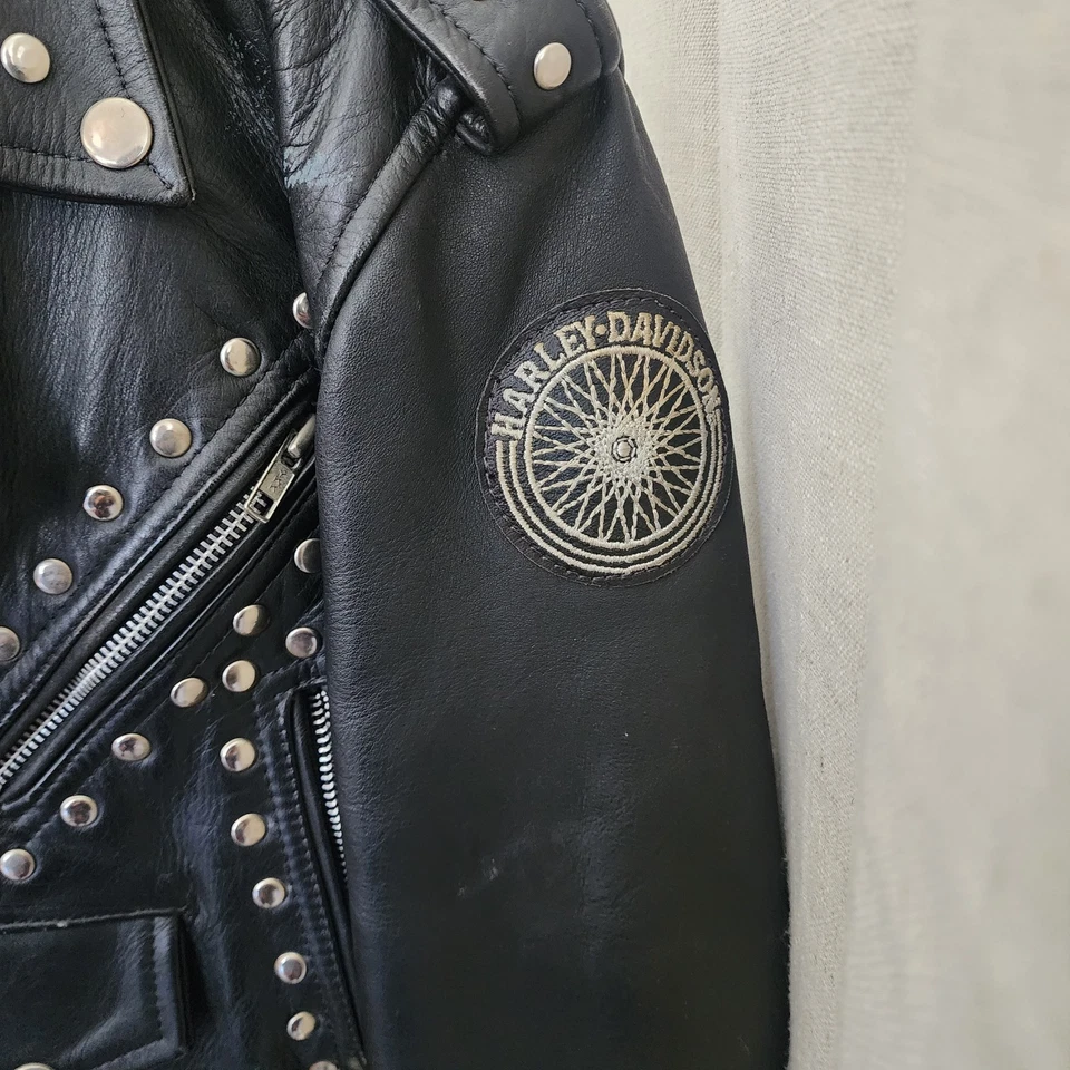 Chaqueta de moto vintage de cuero con tachuelas - Harley Davidson Foto 3 de 4