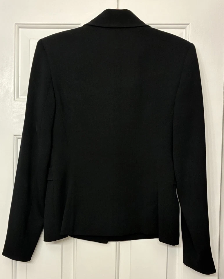 Alex Garfield Garfield & Marks Women’s Black Suit Jacket Size 2 EUC - Image 2 of 4