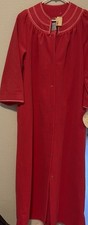 Evelyn Pearson Vintage Long robe Pink -Medium --NWT