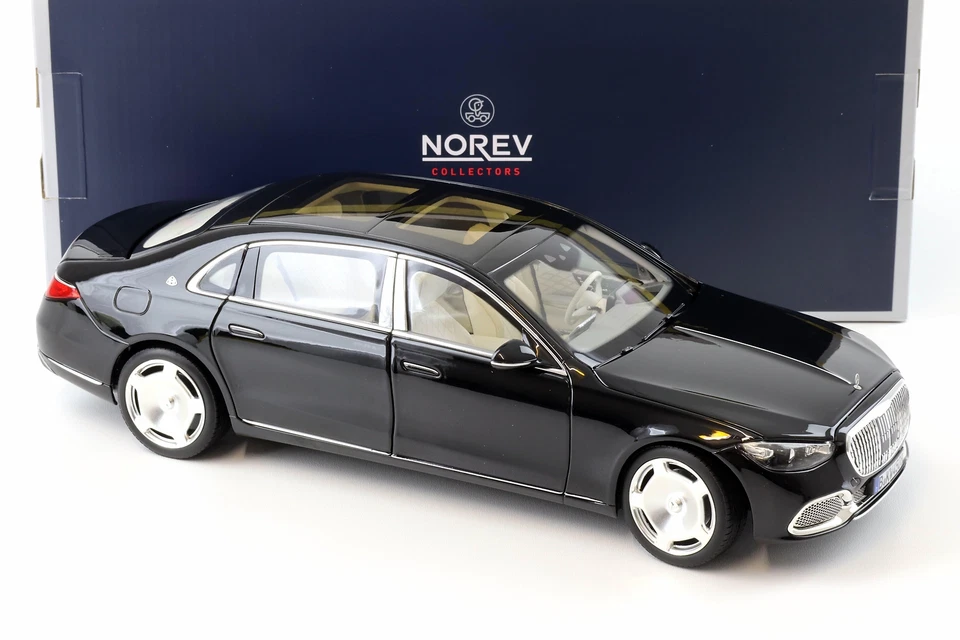 1:18 Norev Mercedes-Maybach S-Class S680 4Matic Limousine 2021 Nera - Immagine 2 di 4