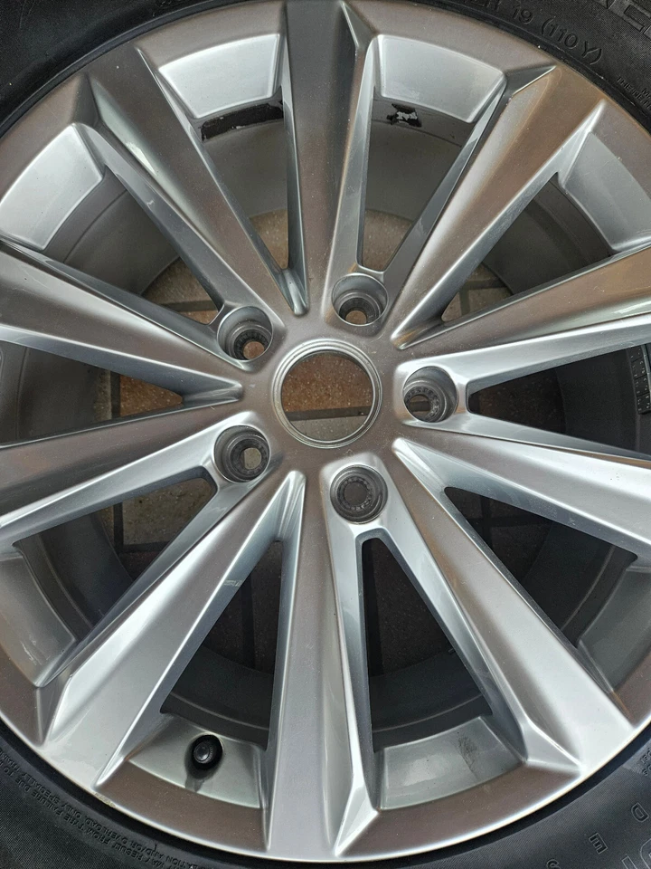 VW Touareg Felge 19 Zoll mit Sommerreifen (nie benutzt) Marke Vredestein 1Stk - Bild 3 von 4