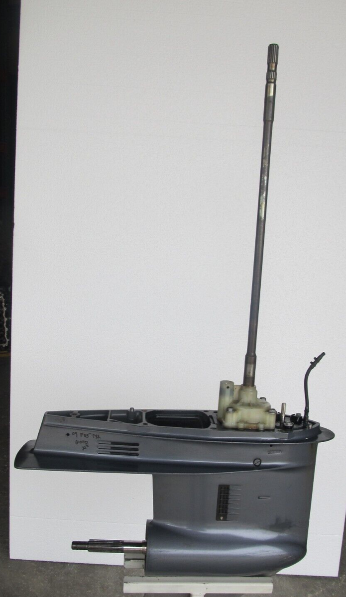 OEM 03-2011 F115 115hp Yamaha Outboard Lower Unit 68V-45300-32-8D