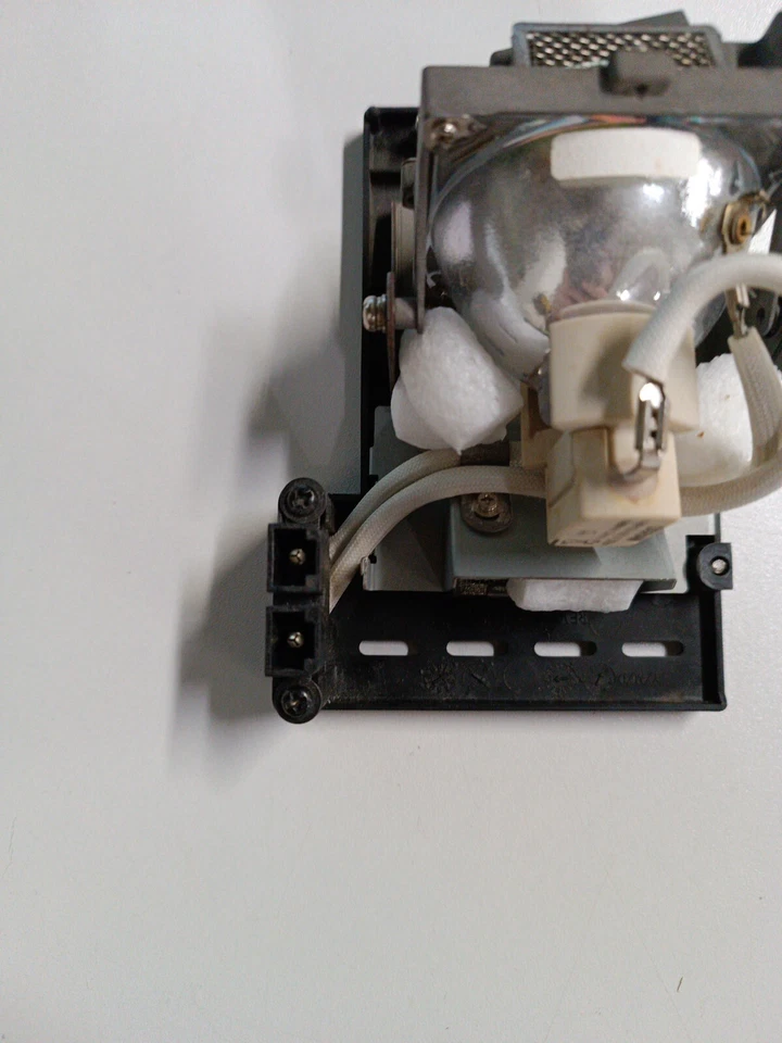 Lampe+boitier pour vidéo projecteur Optoma ES 520 - Photo 4/4