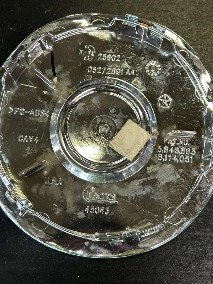 Chrysler PT Cruiser 2001 2002 2003 2004 2005 tampa central cromada 05272891AA - Imagem 3 de 3