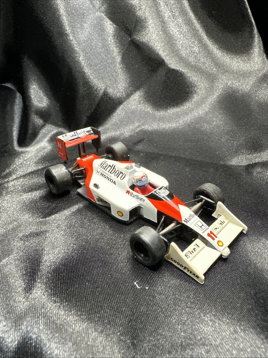 Ayrton Senna McLaren Diecast Formula 1 Cars 1988 Vehicle Year for