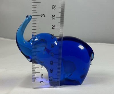 Vintage Pilgrim Glass Cobalt Blue Elephant Figurine Paperweight