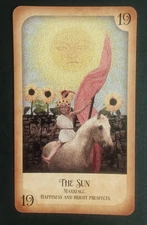 Hinkler Secrets of the Tarot Card 19 The Sun 4.75" X 2.75"