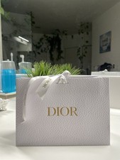 Dior ホワイトギフトバッグ 100個セット Dior ホワイトギフトバッグ 100個セット
