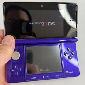 Nintendo 3DS Handheld Video Game Console Purple CTR-001 (USA) W Charger