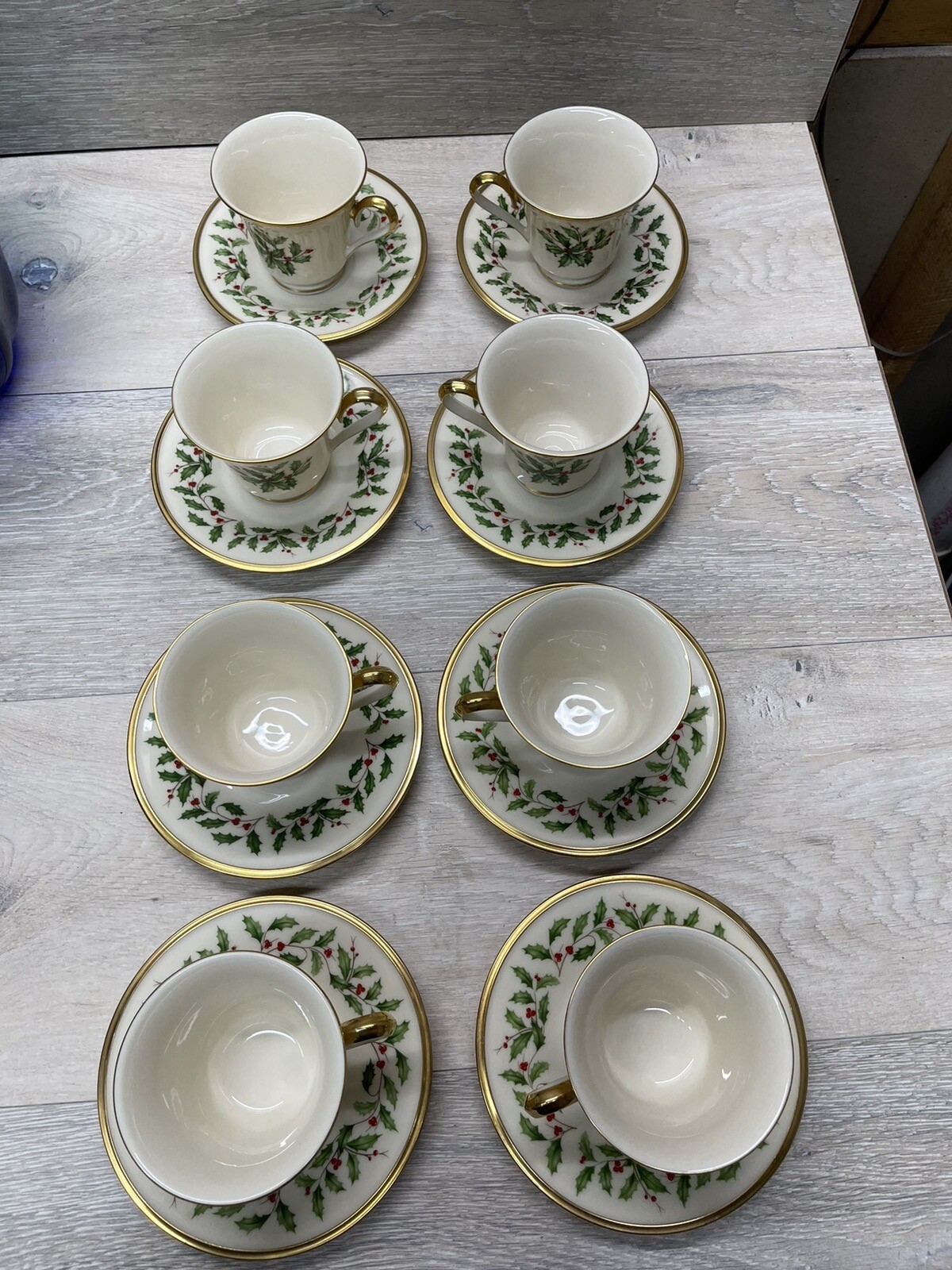 Lot of 8 Lenox Holiday Tea Cups & Saucers Christmas Holly Berry USA