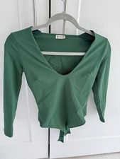 Free People Green Bodysuit Solid V Neck Pre-Owned Great Condition 3/4 Sleeve