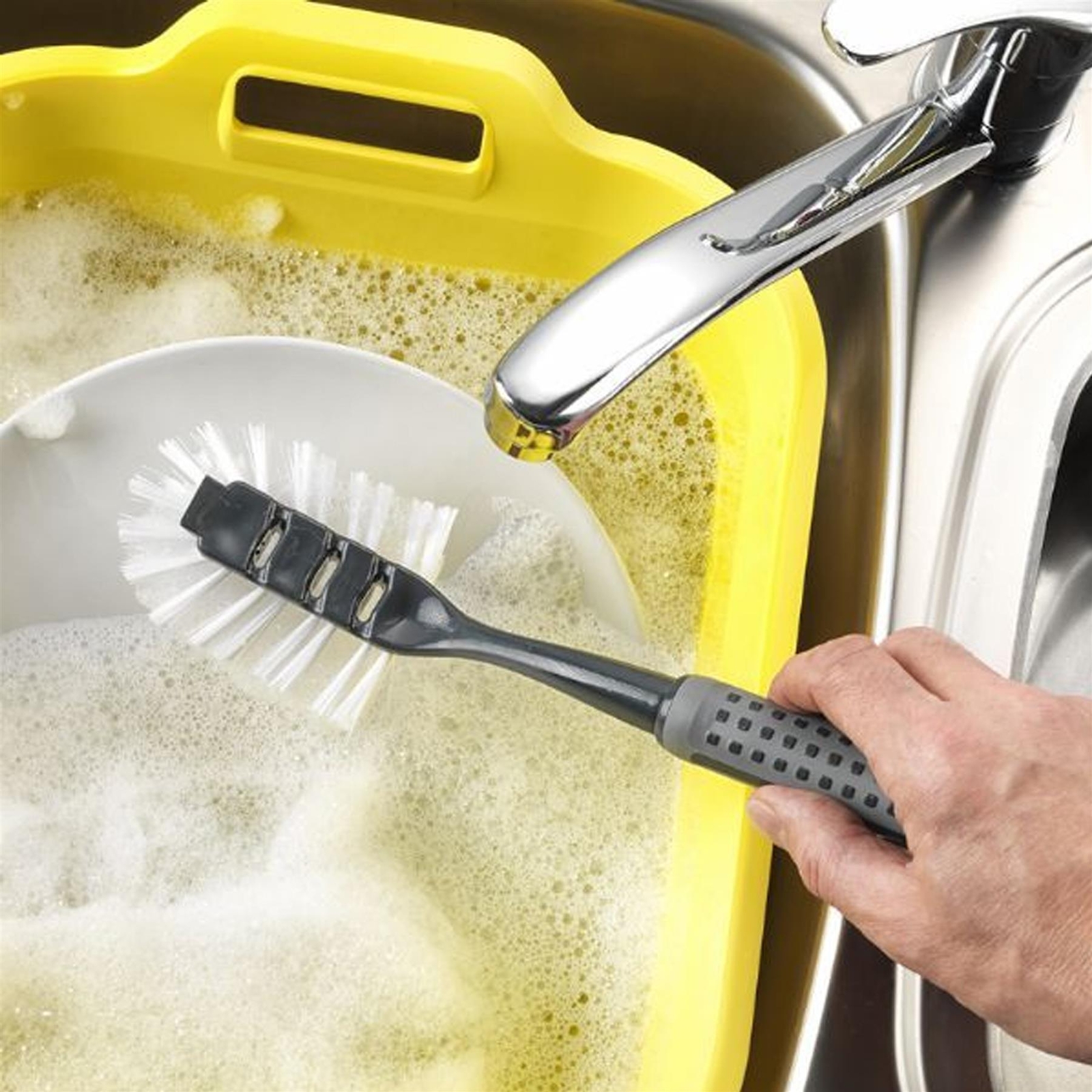 Addis ComfiGrip Kitchen Cleaning Dish Brush - Metallic Grey