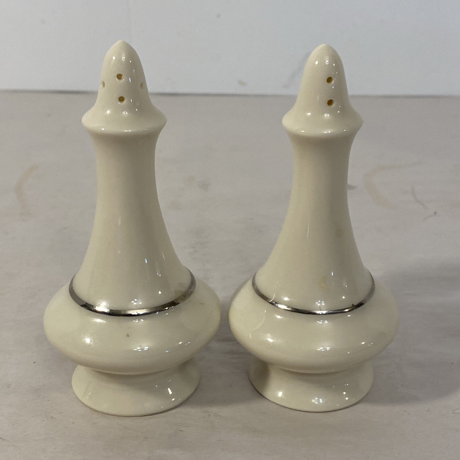 Lenox Montclair Salt & Pepper Shakers, Platinum Trim  VGC