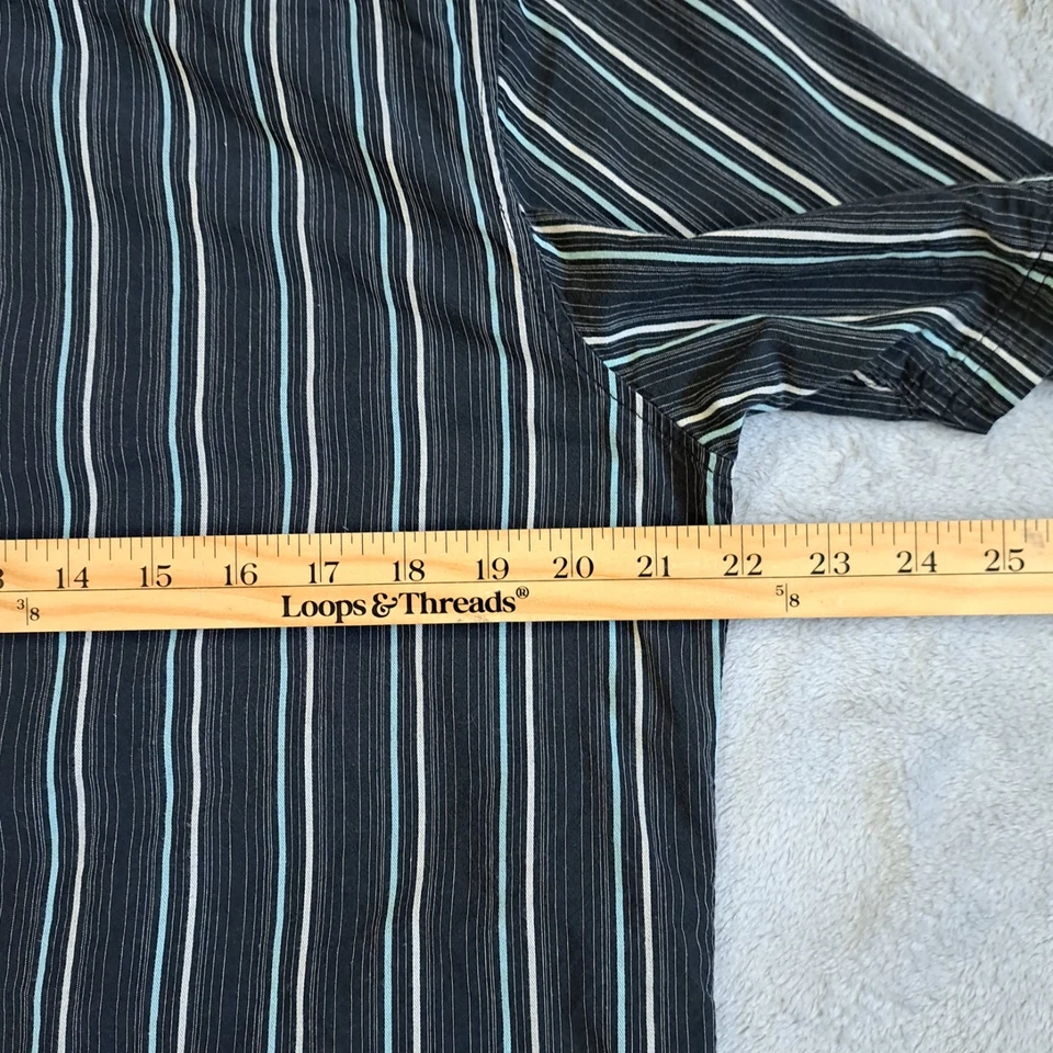 Camisa Rusty Para Hombre Grande Manga Corta Bolsillo Rayas Abotonada Patinador Surfista Y2K Foto 3 de 4