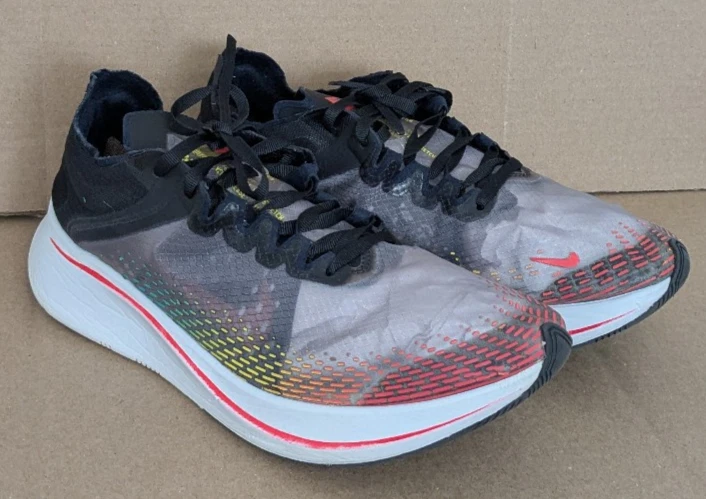 Size 9.5 - Nike Zoom Fly SP Fast Black Red Orbit Green - Image 2 of 4