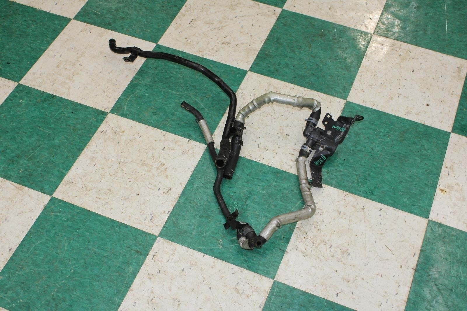 Bentley Flying Spur 2013-2018 Water pump hose