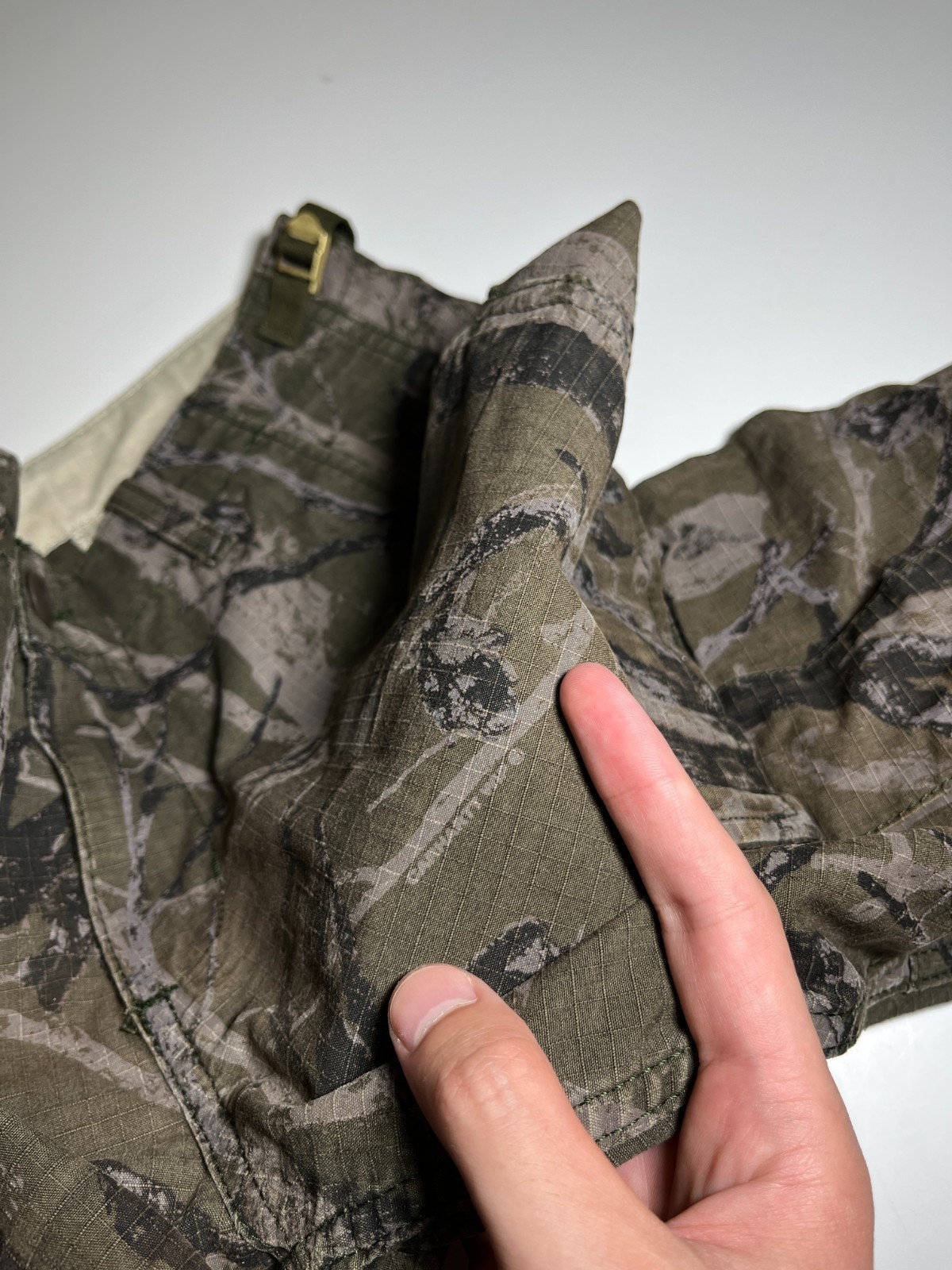 Carhartt WIP Tree Camo Aviation Cargo Pants Men's Size 28x30 image 10