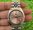 Vintage Seiko 5  Men's  7009 Automatic Watch Salmon  Dial Day/Date