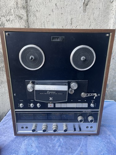 Vintage Sansui SD-5050 Reel to Reel Tape Deck - POWERS ON