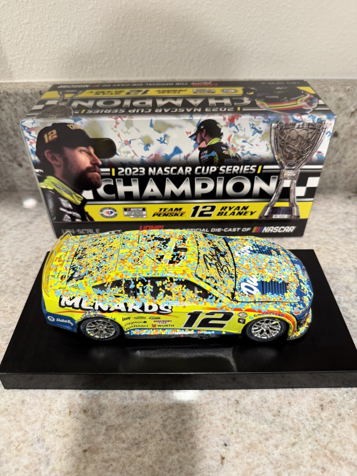 2023 Ryan Blaney #12 Phoenix Championship 1:24 NASCAR Diecast Autographed
