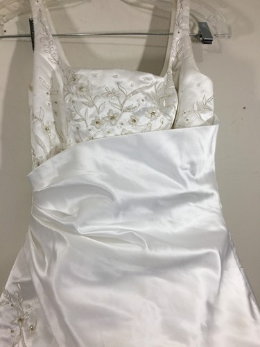 WEDDING DRESS SATIN BEADED BELOW MEASUREMENTS BELOW - Picture 3 of 8
