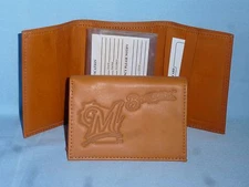 MILWAUKEE BREWERS   Leather TriFold Wallet   NEW!   tan  bb