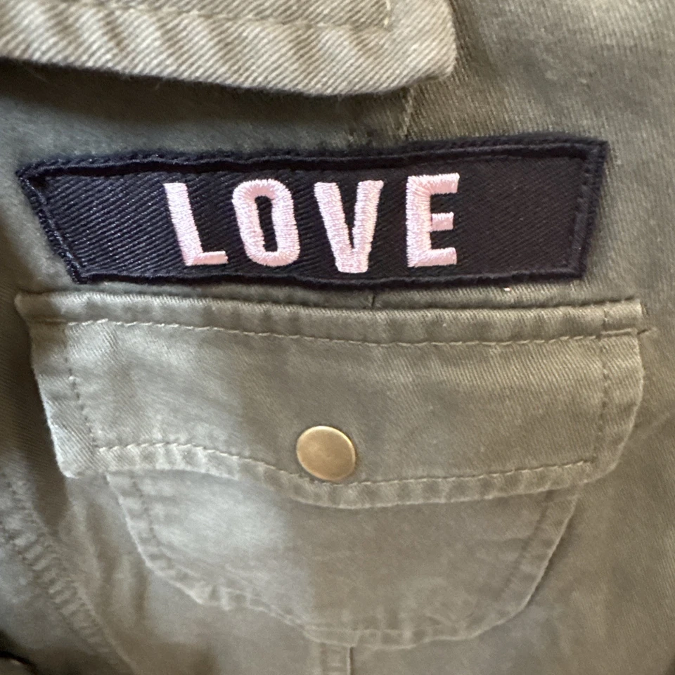 Chaqueta Hippie Comida Chatarra Militar Verde EE. UU. Signo de Paz Amor Talla L Grande Foto 3 de 4