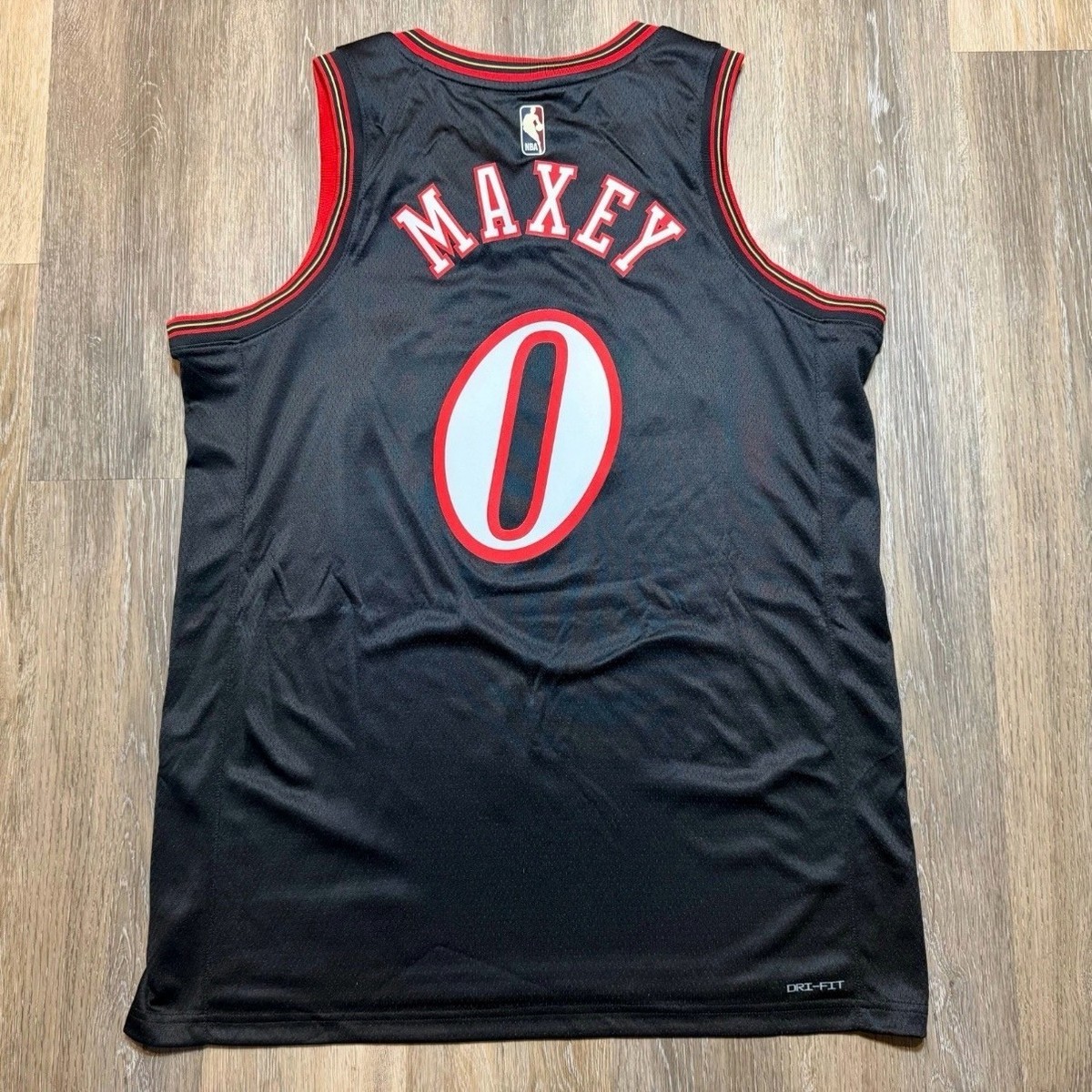 Nike Tyrese Maxey Philadelphia 76ers Swingman Jersey NBA Classic
