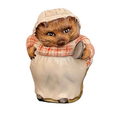 Vintage BESWICK Beatrix Potter Figurine, Mrs Tiggy Winkle, Hedgehog, BP 3B,EUC