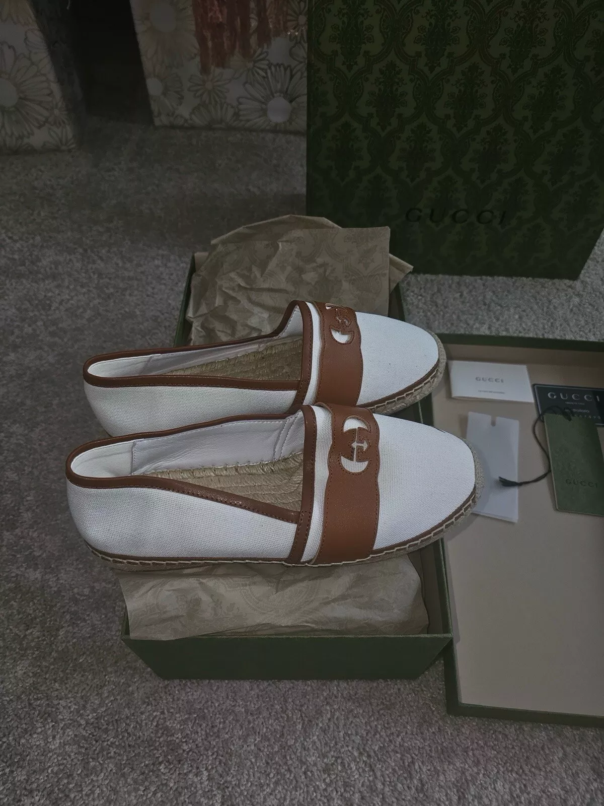 Chaussons femme Gucci GG Supreme toile Tian Princetown (taille 37,5 EU, 7,5 US)