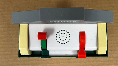 Thomas & Friends Wooden Railway SODOR #3 Signal House Sound/Lights 1081WJ00 - Picture 2 of 3