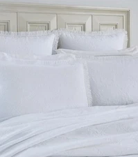 NWT Southern Living Rosewood White Matelasse Fringed Full Queen Coverlet Set 3pc