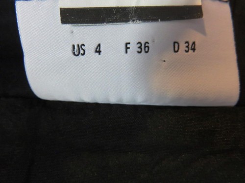 AKRIS Punto Black Pencil Skirt Lined Pockets Zip Closure SZ 4 - Picture 6 of 6