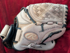 Rawlings RB1150 11 .5" The Bull Basket Weave Mitt Right Hand Throw Tan GoldGlove